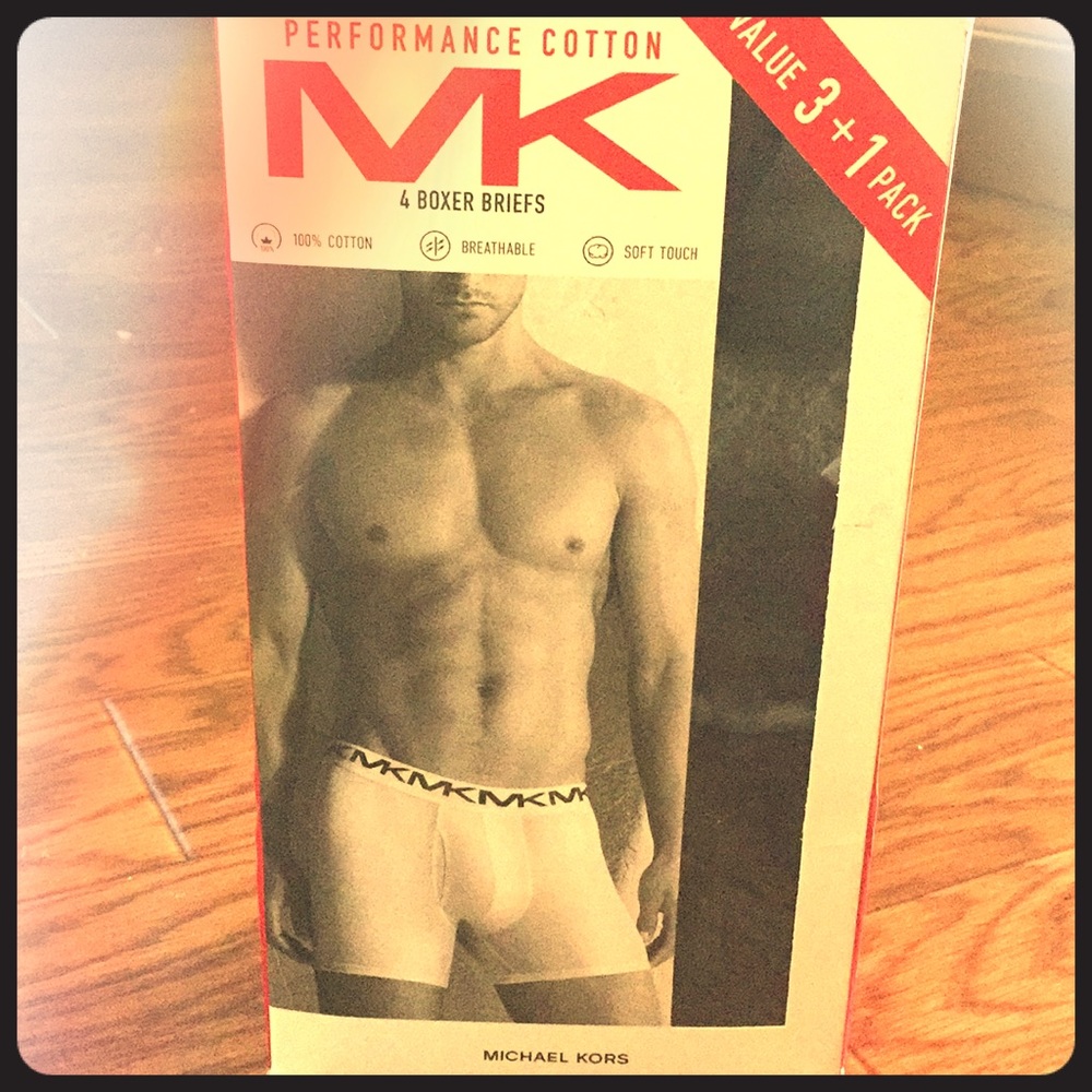Michael kors performance cotton 4 boxer briefs.